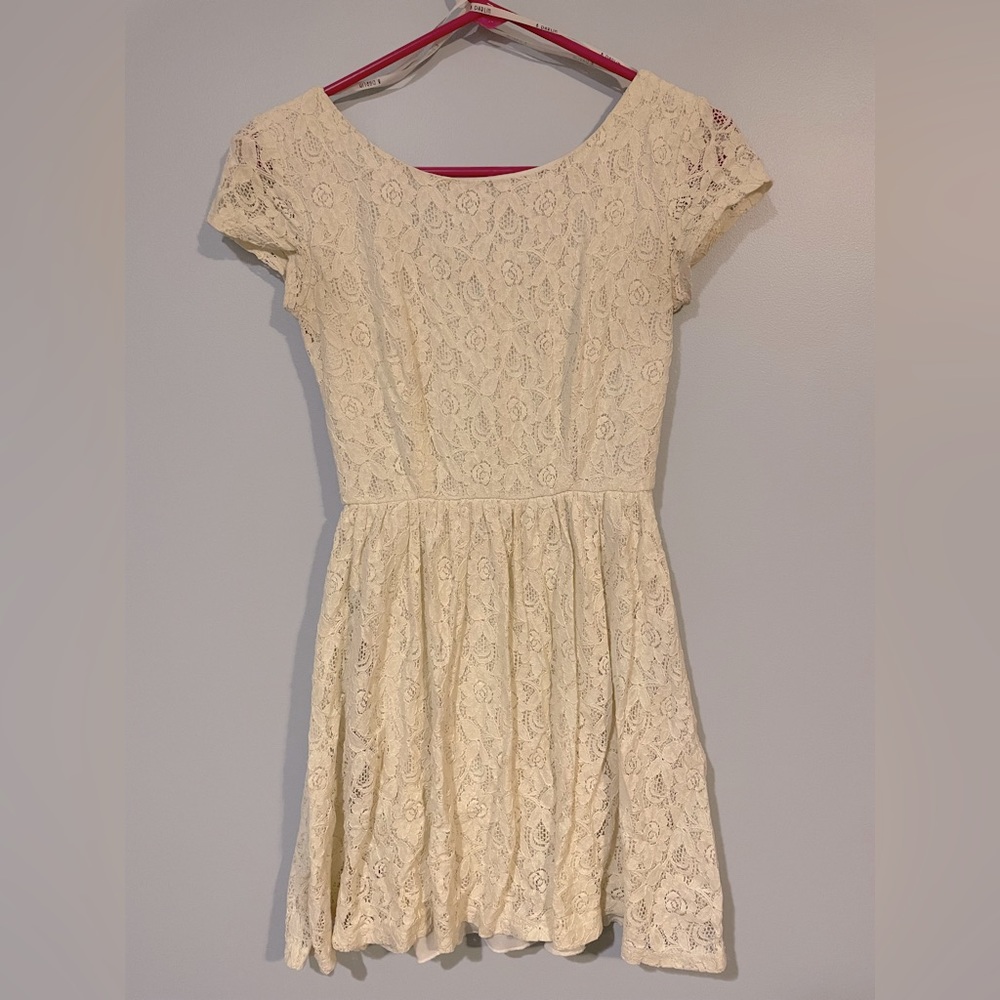 Cream Lace dress with cap sleeves